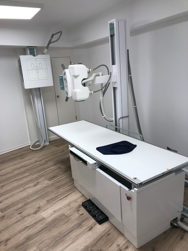 In unserer orthopädischen Praxis in Kreuzau verwenden wir einen besonders effektiven Cäsium-Iodid-Detektor (CsI), um die Strahlenbelastung noch weiter zu reduzieren. In unserer orthopädischen Praxis in Kreuzau verwenden wir einen besonders effektiven Cäsium-Iodid-Detektor (CsI), um die Strahlenbelastung noch weiter zu reduzieren.